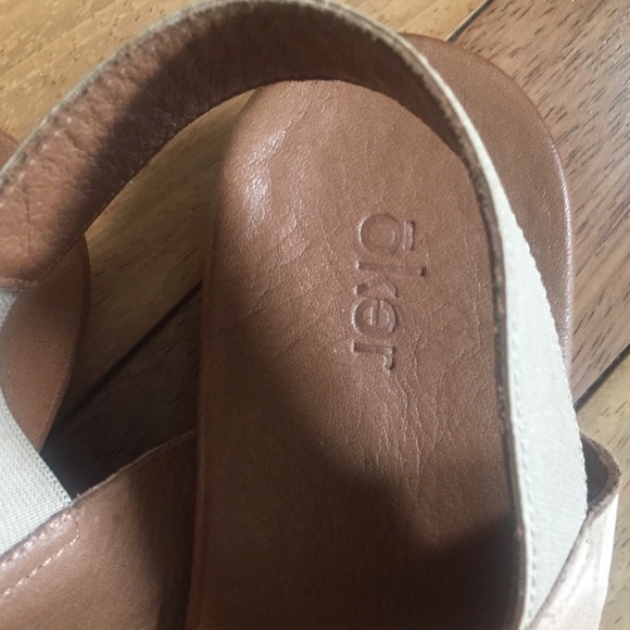 GENUINE SOFT LEATHER SANDALS - Picture 2 of 7
